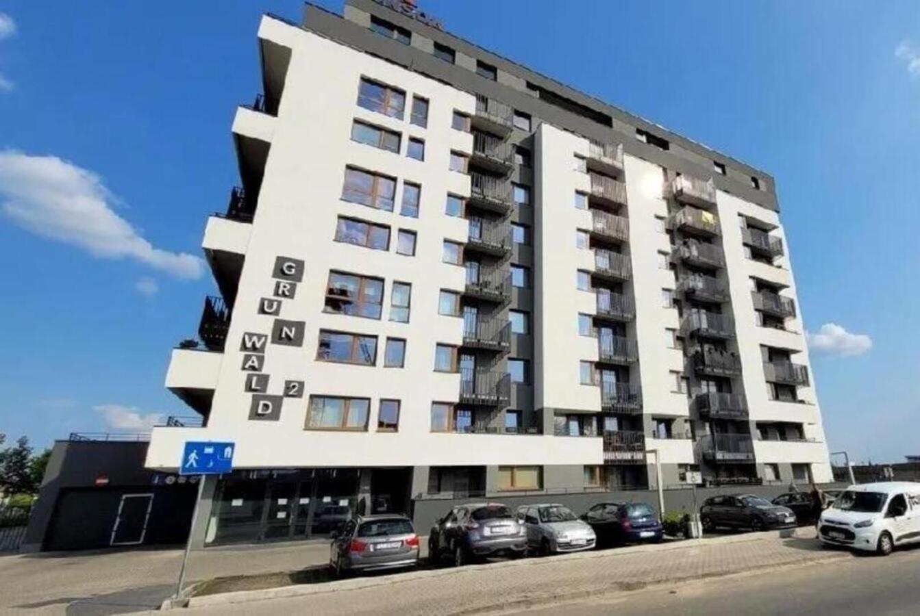 Gold Apart - Podziemny Garaz Blisko Stadionu I Lotniska - Wygoda, Styl I Komfort Poznań Esterno foto